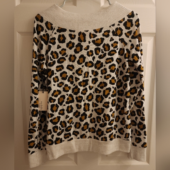 NWT No Frills Cheetah Sweater - Picture 2 of 4